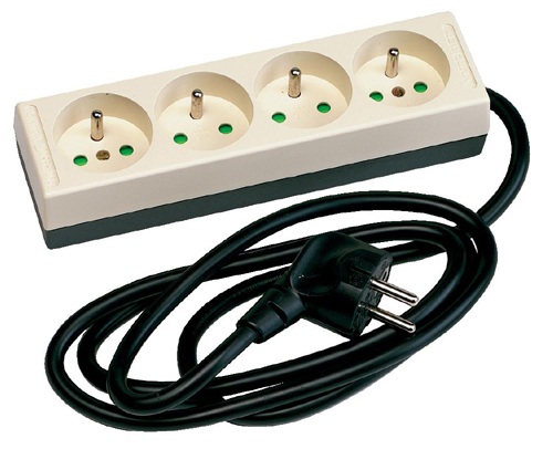 Bloc multiprises ivoire 4 x 2P+T 16A avec cordon 1.5m ABB-Vynckier