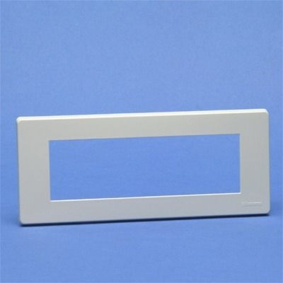Plaque de recouvrement 1x6 modules ivoire Magic Bticino