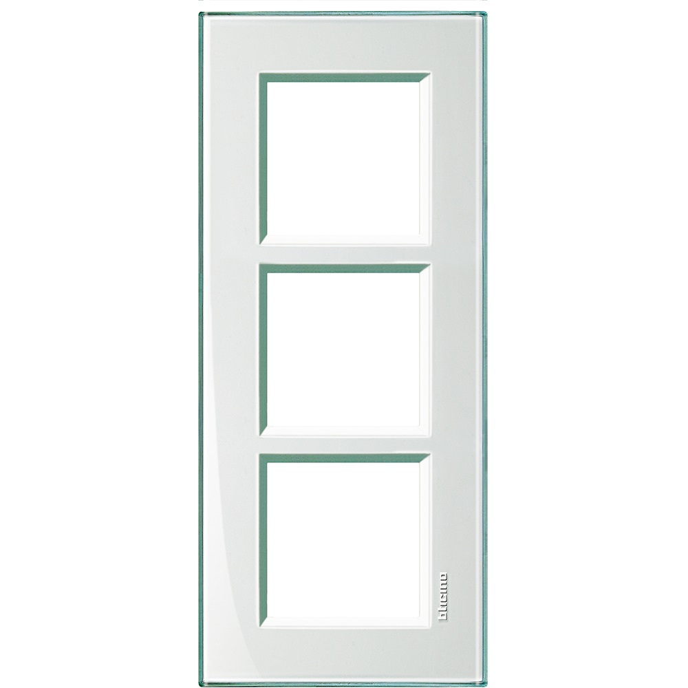 Plaque de recouvrement 3x2 modules entraxe 57mm Aquamarine Living Light Bticino