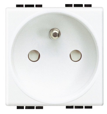 Enjoliveur blanc prise de courant 2P+T à bornes auto Living Light  Bticino