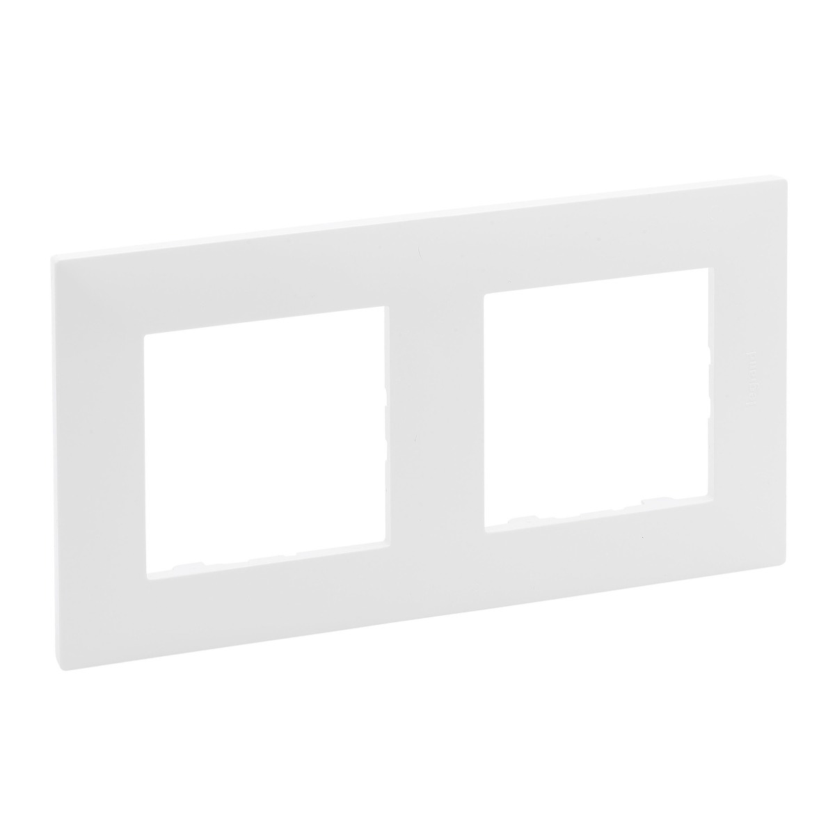 Plaque de recouvrement double entraxe 71mm blanc Niloé Next NNP112WH Legrand